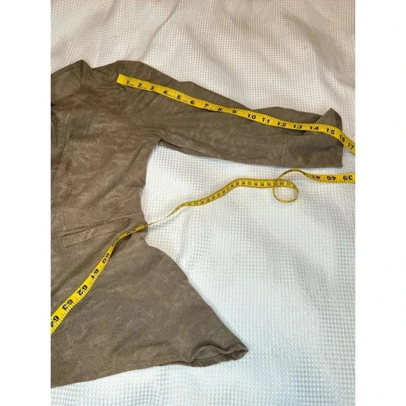 Milla Vegan Suede Top SIZE L - Picture 5 of 7